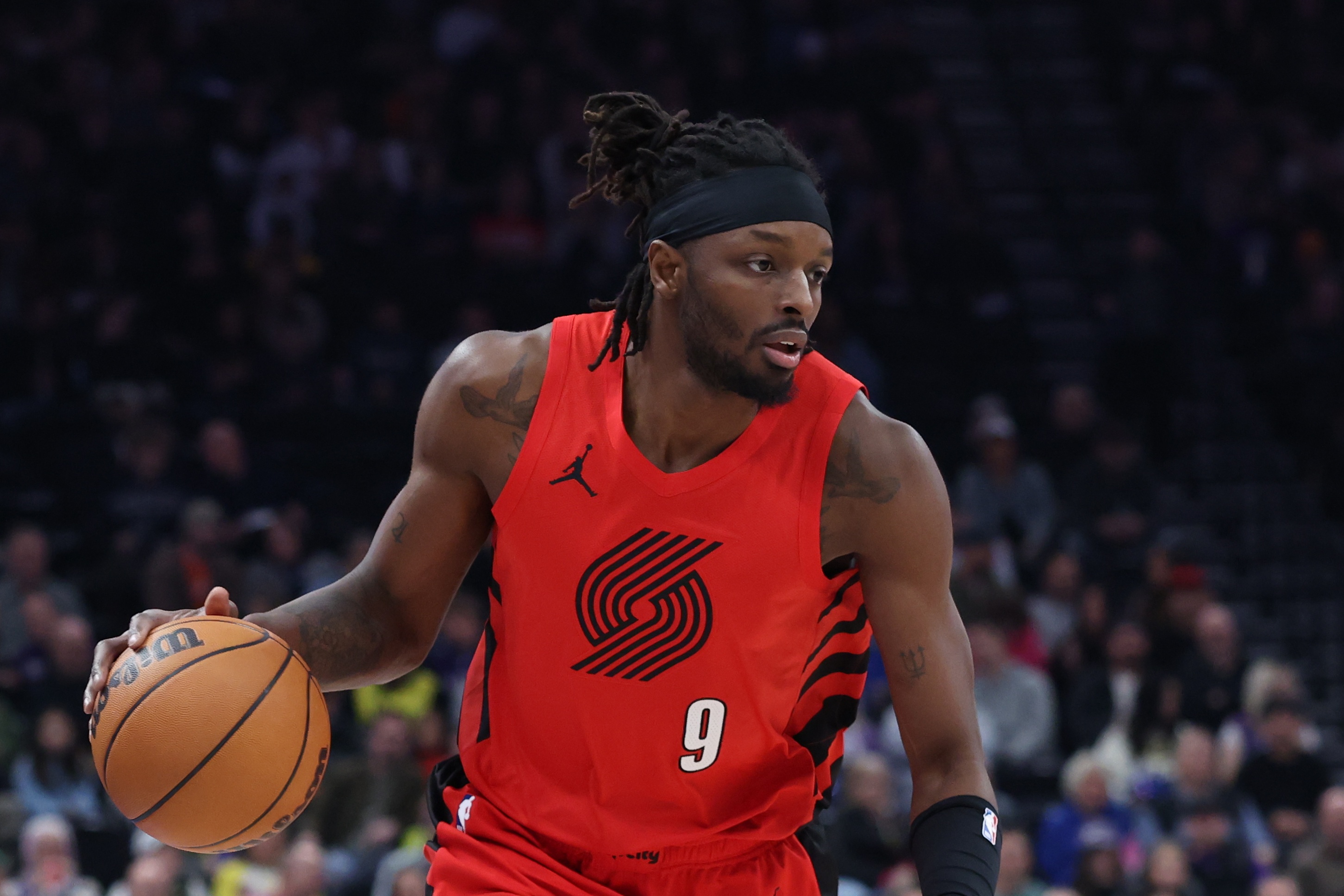 开云-好球员！格兰特18中11&amp;三分8中3砍30分9板4助 拼下4前场板